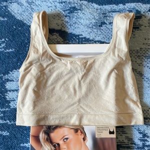 New in box Vintage Body By Victoria Seamless Soft tank